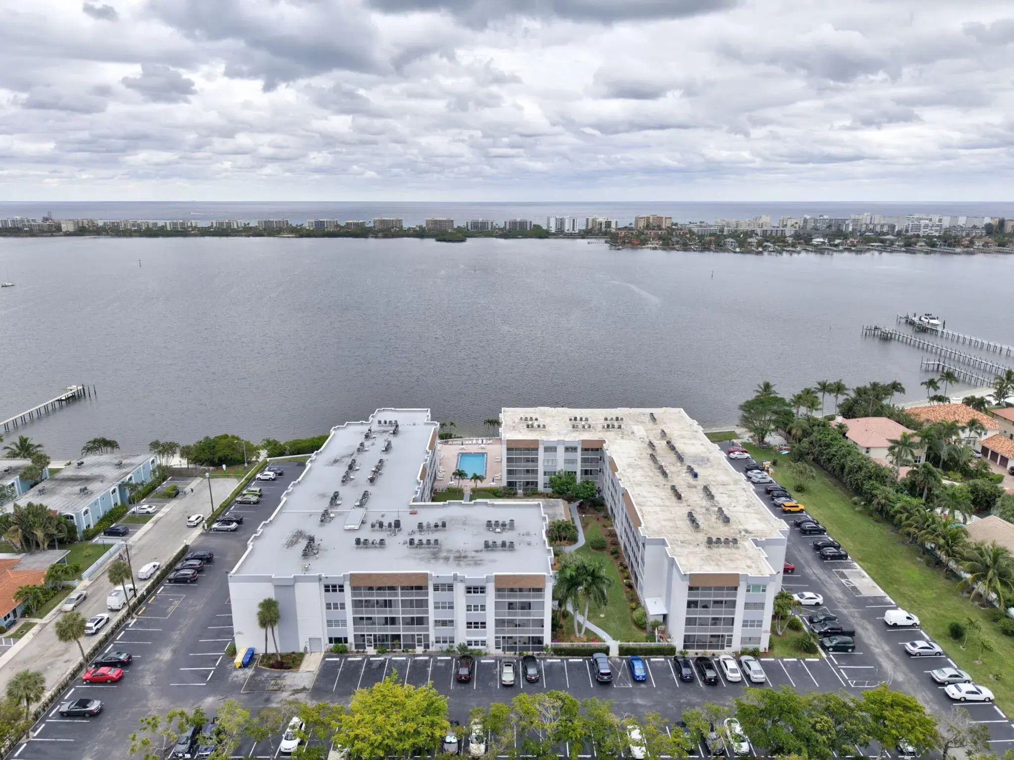 Picture of 1502 S Lakeside Drive 116, Lake Worth Beach, FL 33460