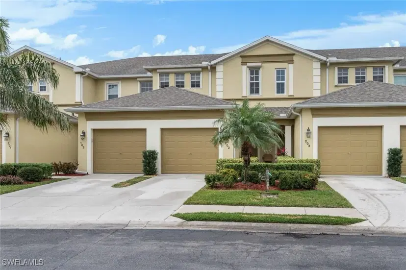 Picture of 14712 Calusa Palms Dr 202, Fort Myers FL 33919