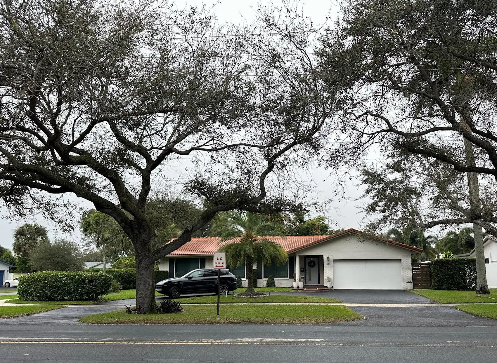 Picture of 661 S Fig Tree Ln, Plantation, FL 33317