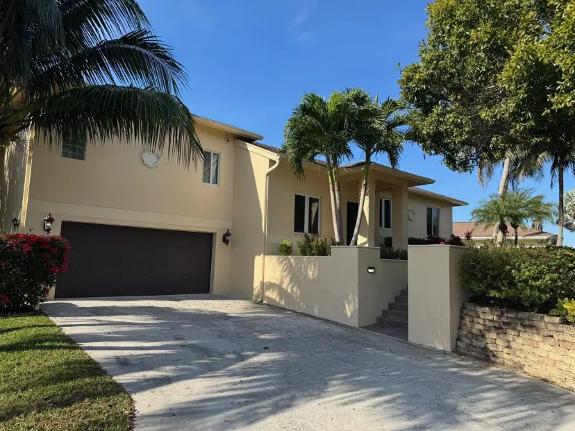 Picture of 5 Oakwood Court, Boynton Beach FL 33426