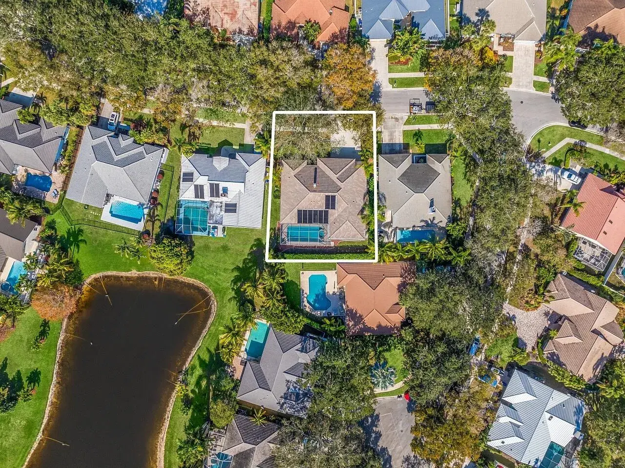 Picture of 6157 Winding Lake Drive, Jupiter, FL 33458