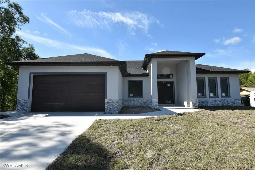 Picture of 103 Scott Ave, Lehigh Acres, FL 33936