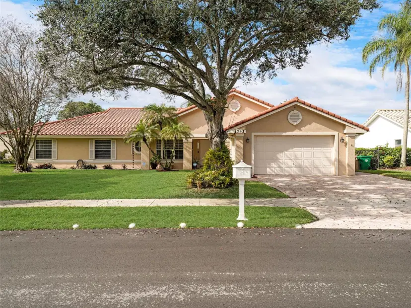 Picture of 1743 SW 103Rd Ln, Davie FL 33324