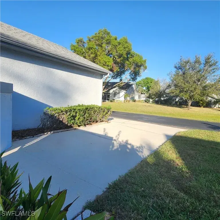 Picture of 4632 Blackberry Dr, Fort Myers FL 33905