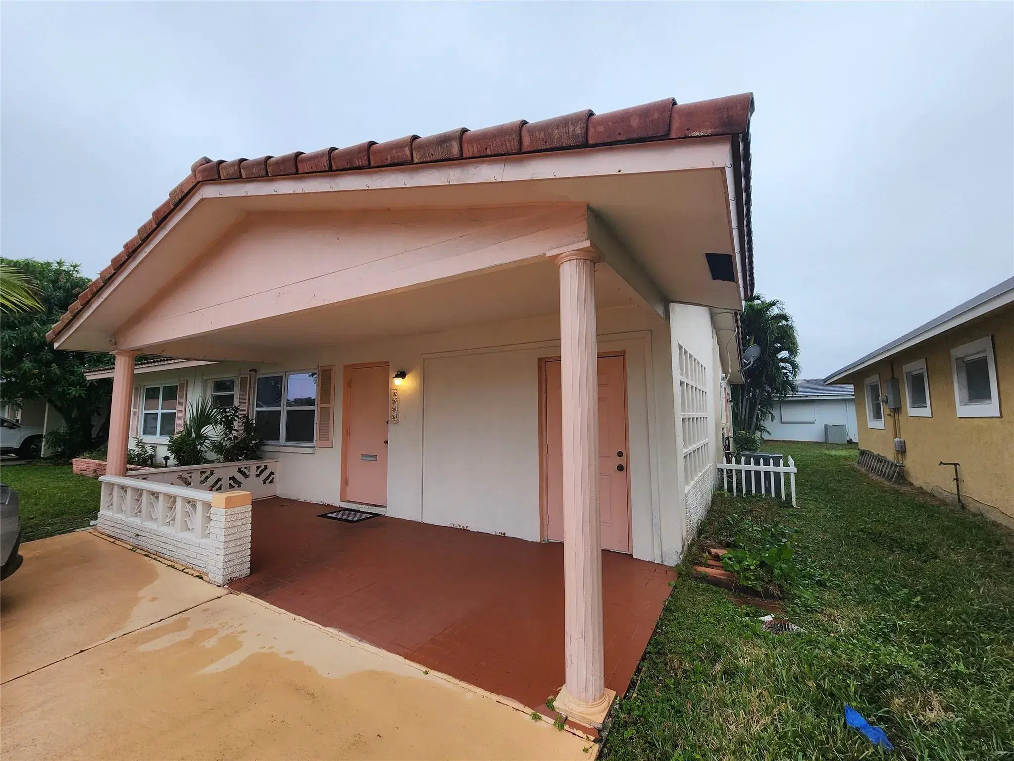 Picture of 5713 NW 70Th Ter, Tamarac, FL 33321