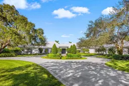 Picture of 39 Country Road S, Village Of Golf, FL 33436