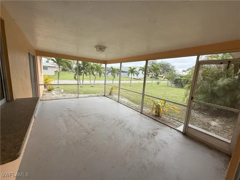 Picture of 1020 SE 21St St, Cape Coral FL 33990