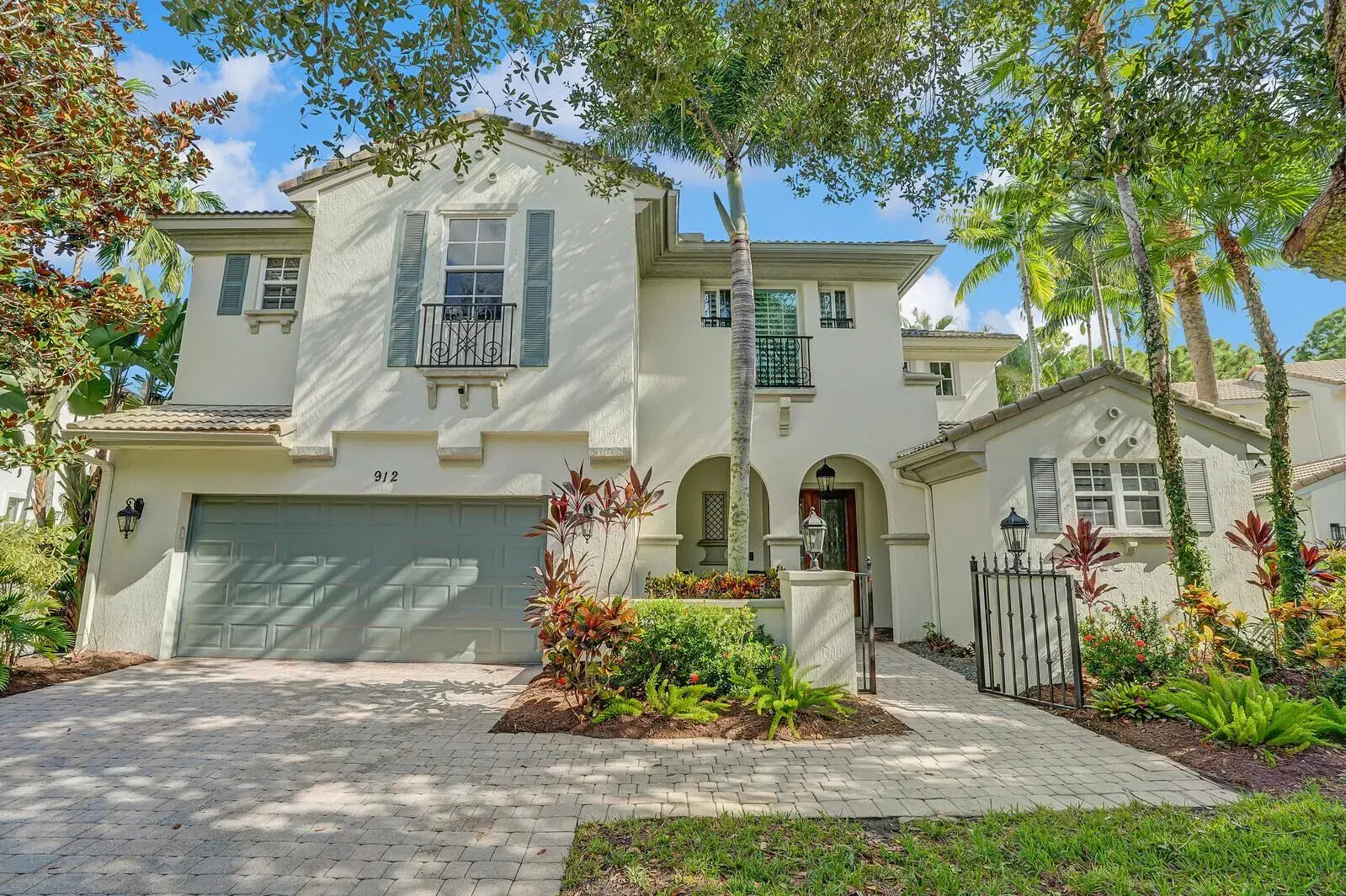 Picture of 912 Mill Creek Drive, Palm Beach Gardens, FL 33410