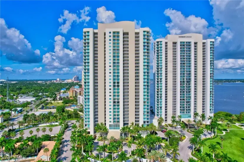 Picture of 3000 Oasis Grand Blvd 2405, Fort Myers FL 33916