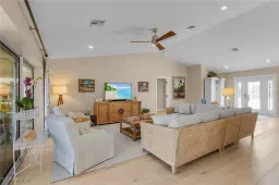 Picture of 335 E Gulf Dr, Sanibel, FL 33957