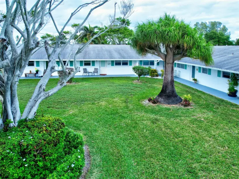 Picture of 400 SW Golfview Ter 111, Boynton Beach FL 33426