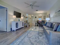 Picture of 400 SW Golfview Ter 111, Boynton Beach, FL 33426