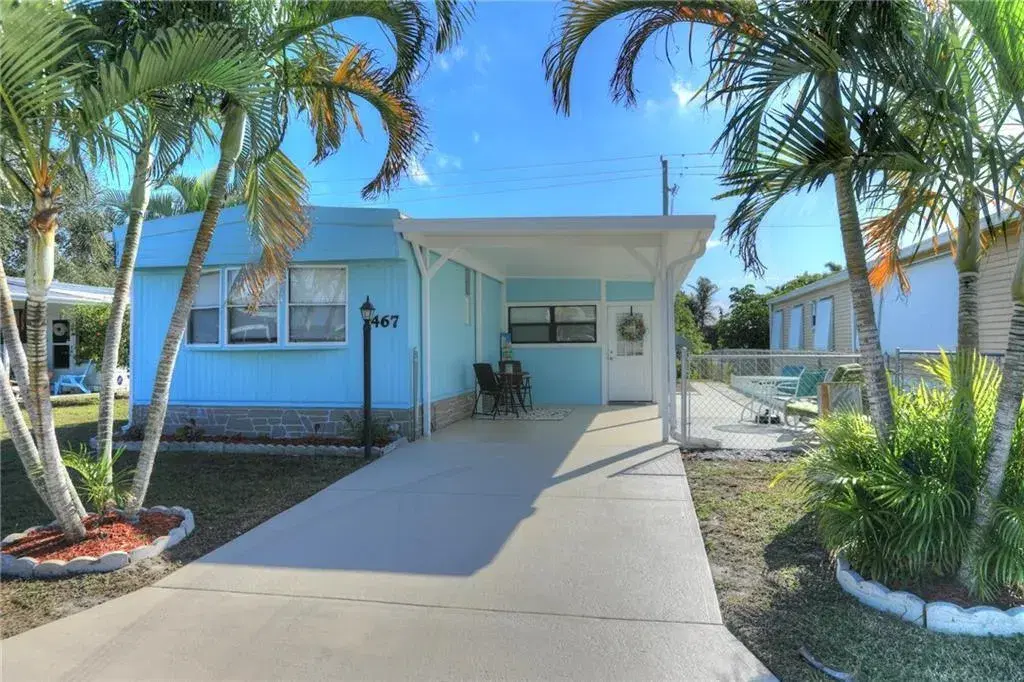 Picture of 467 Egret Circle, Barefoot Bay, FL 32976