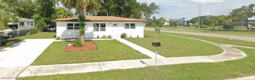 Picture of 1777 Ebenezer Ct, Fort Myers FL 33916