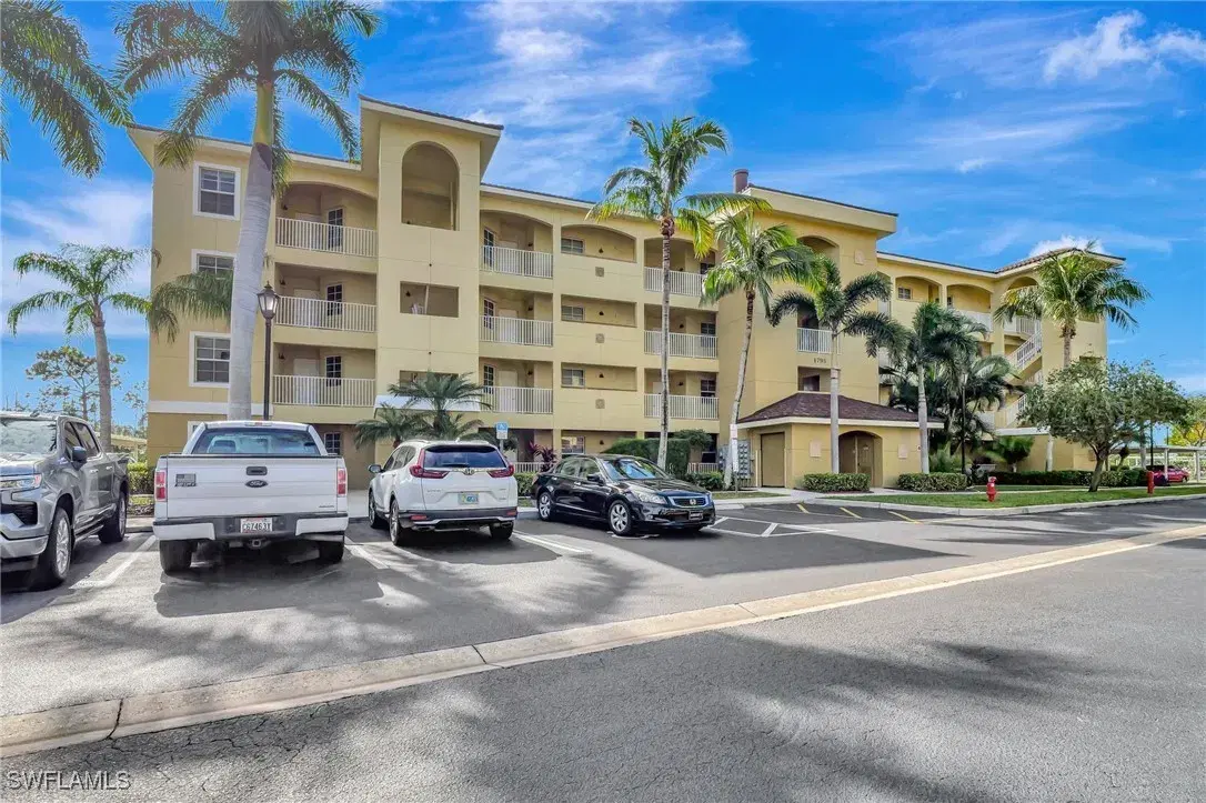 Picture of 1795 Four Mile Cove Pkwy 825, Cape Coral, FL 33990