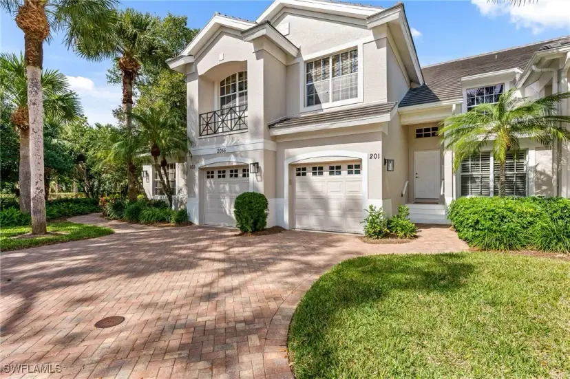 Picture of 2055 Aberdeen Ln 201, Naples FL 34109