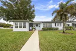 Picture of 572 High Point Drive B, Delray Beach, FL 33445