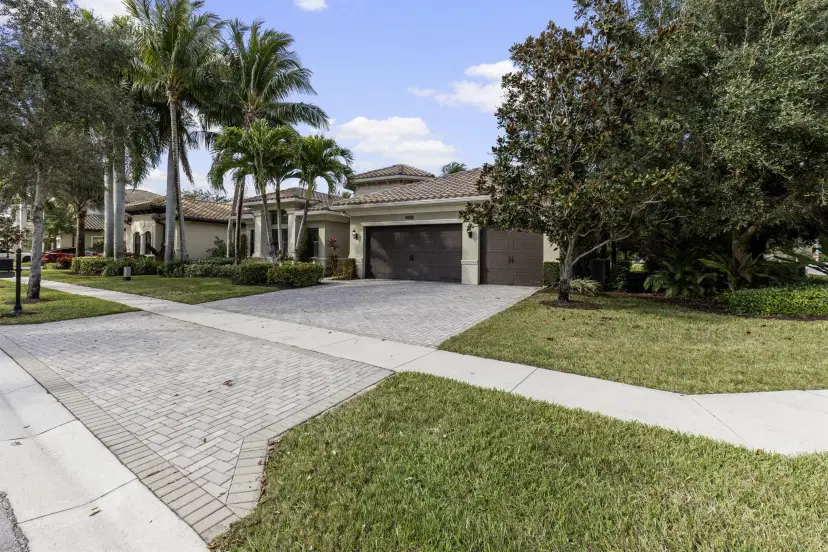 Picture of 8769 Sydney Harbor Circle, Delray Beach FL 33446