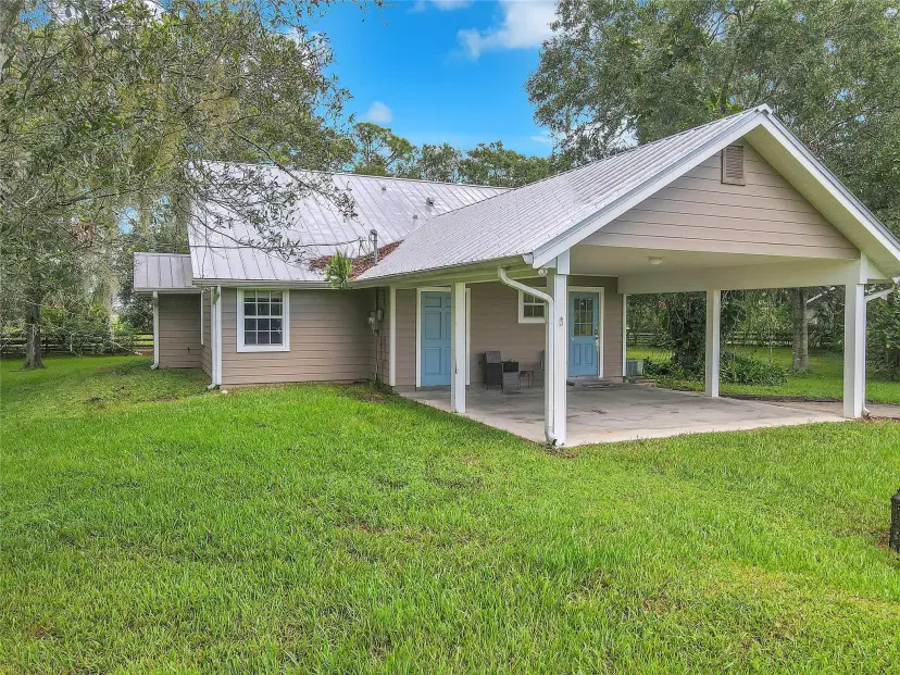 Picture of 17505 Okeechobee Rd, Fort Pierce FL 34945