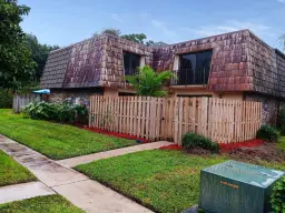 Picture of 1620 Forest Lakes Circle D, West Palm Beach, FL 33406