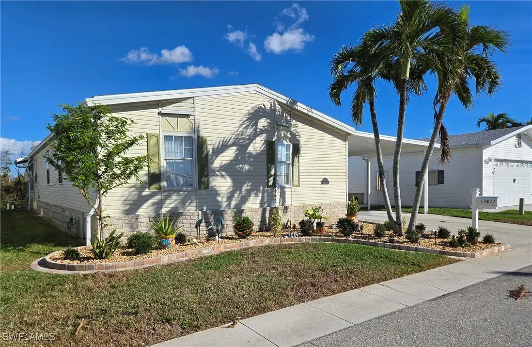 Picture of 17611 Canal Cove Ct, Fort Myers Beach, FL 33931