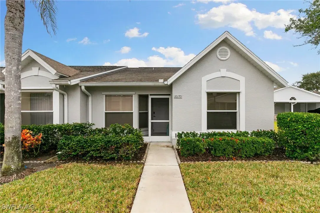 Picture of 10170 Regent Cir 2701, Naples, FL 34109