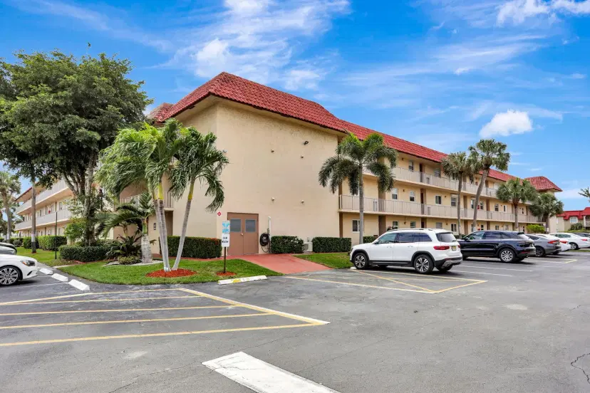 Picture of 750 SE 6Th Avenue 221, Deerfield Beach FL 33441