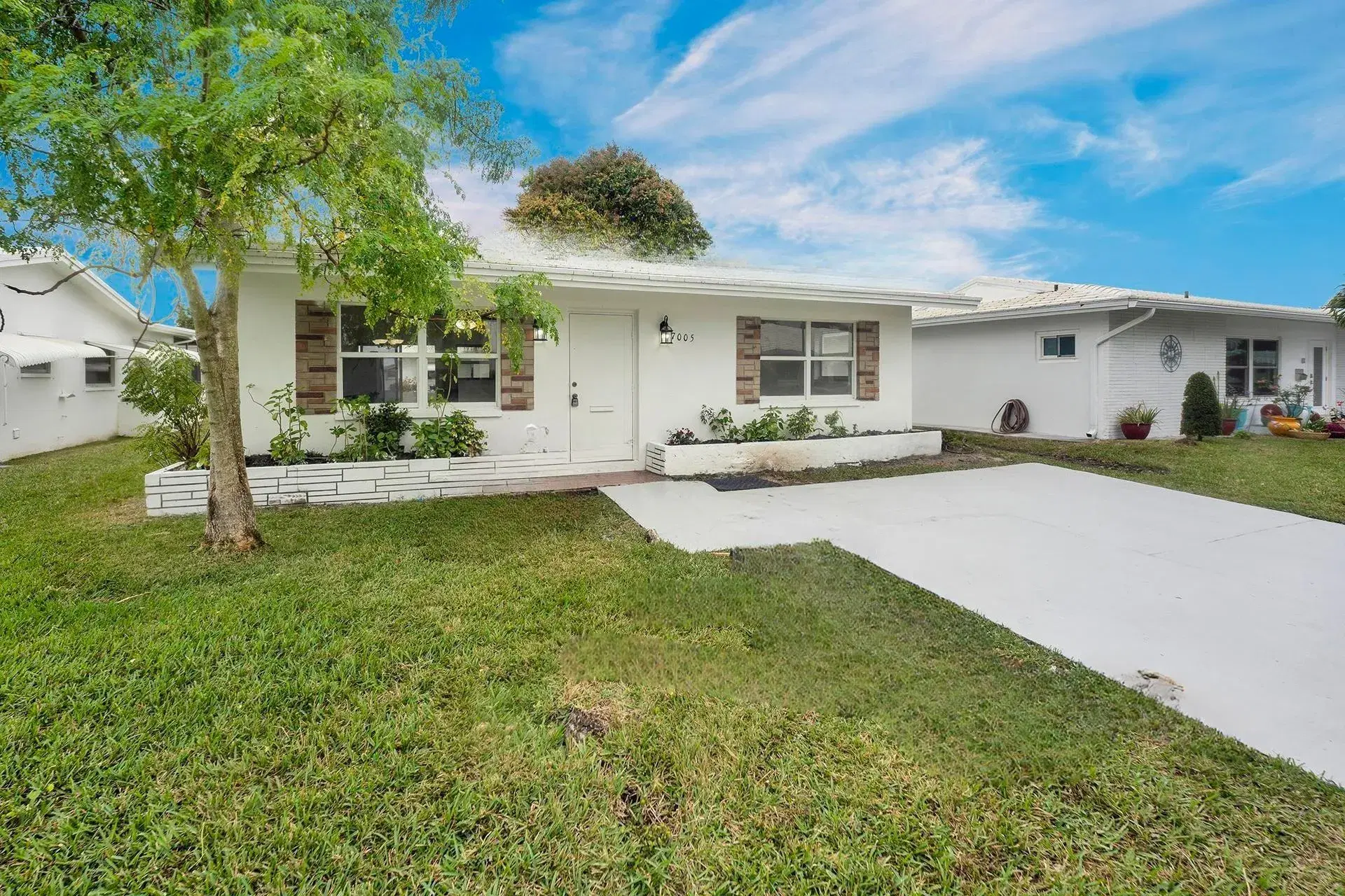 Picture of 7005 NW 66Th Ter, Tamarac, FL 33321