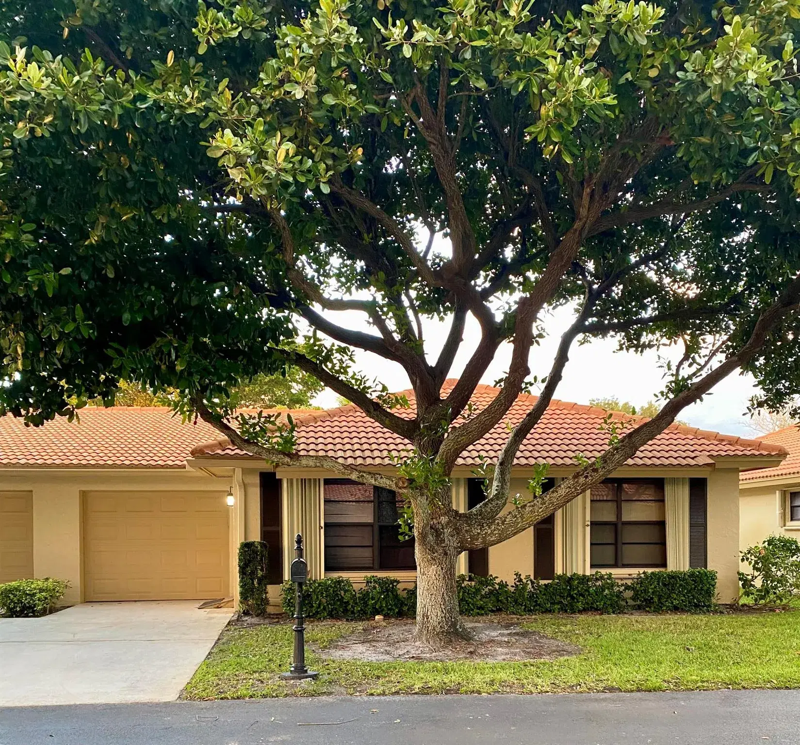 Picture of 9830 Bischofia Tree Way B, Boynton Beach, FL 33436