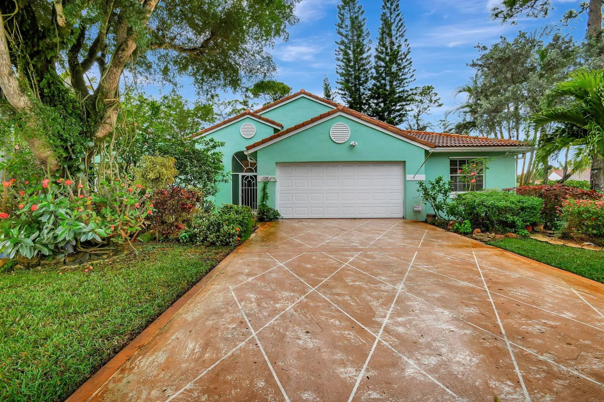 Picture of 125 Egret Circle, Greenacres, FL 33413