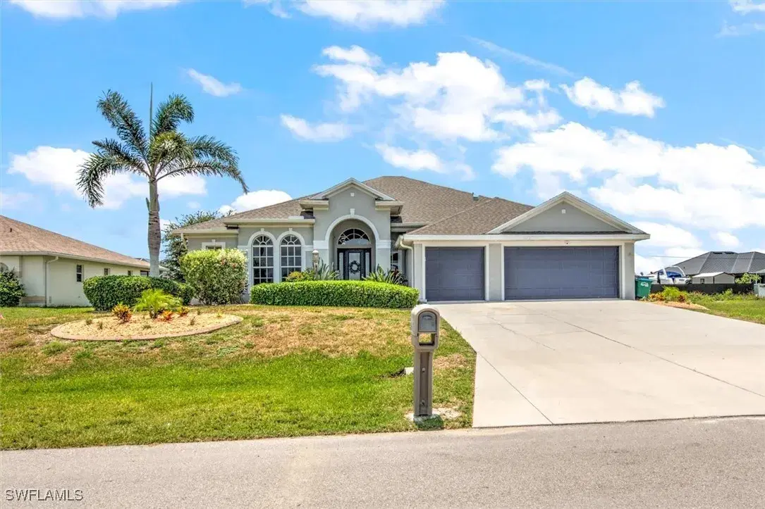 Picture of 104 NW 7Th Ter, Cape Coral, FL 33993