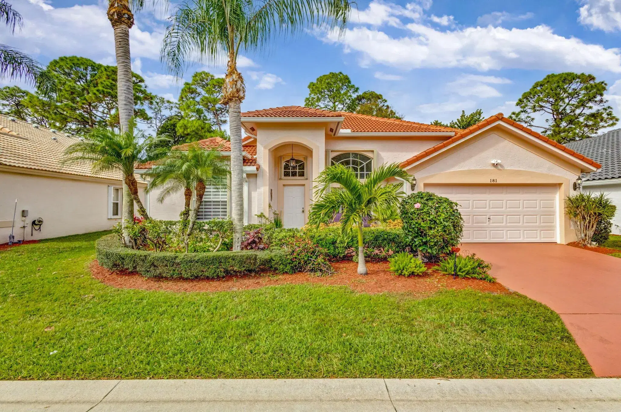 Picture of 181 Bent Tree Drive, Palm Beach Gardens, FL 33418