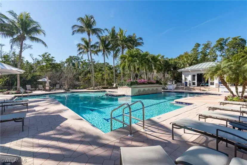 Picture of 455 Cove Tower Dr 1802, Naples FL 34110