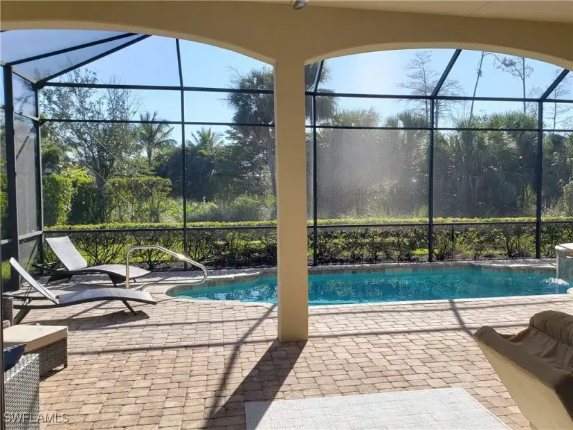 Picture of 9430 Napoli Ln, Naples FL 34113