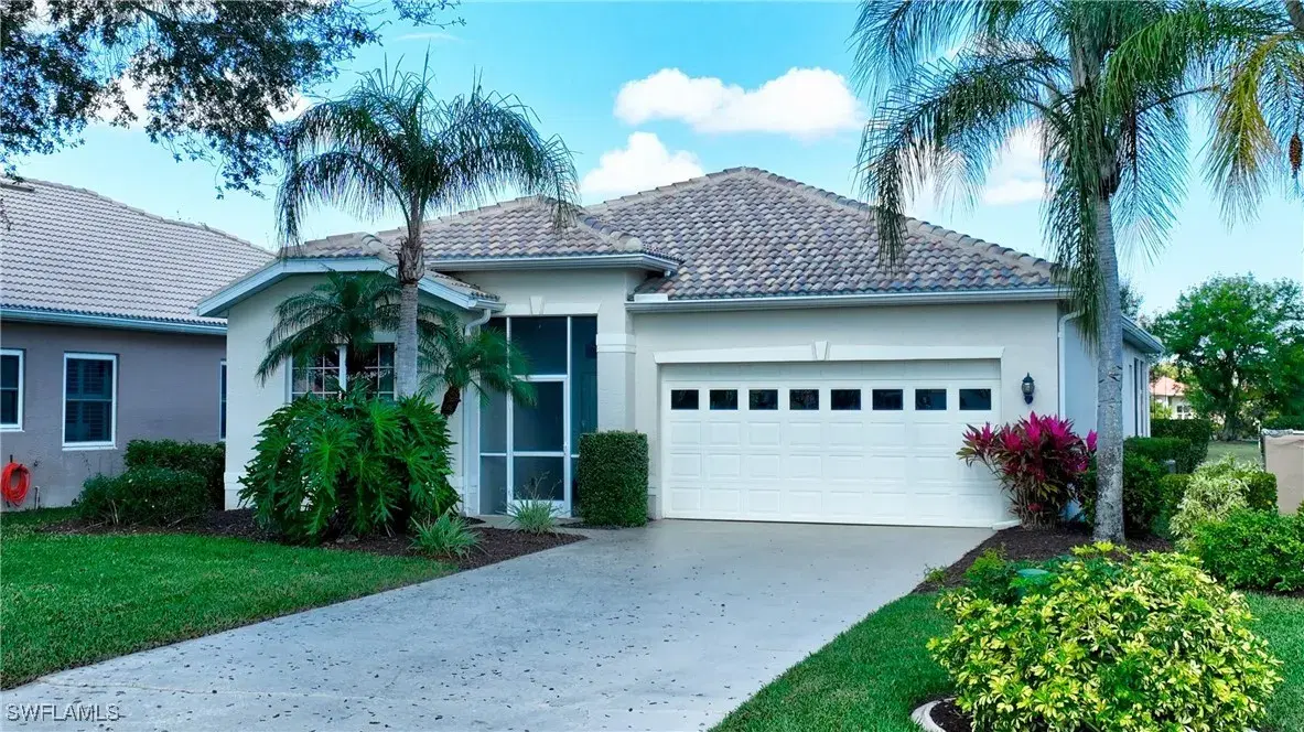 Picture of 2113 Oxford Ridge Cir, Lehigh Acres, FL 33973