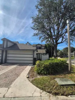 Picture of 315 Landings Boulevard, Greenacres, FL 33413