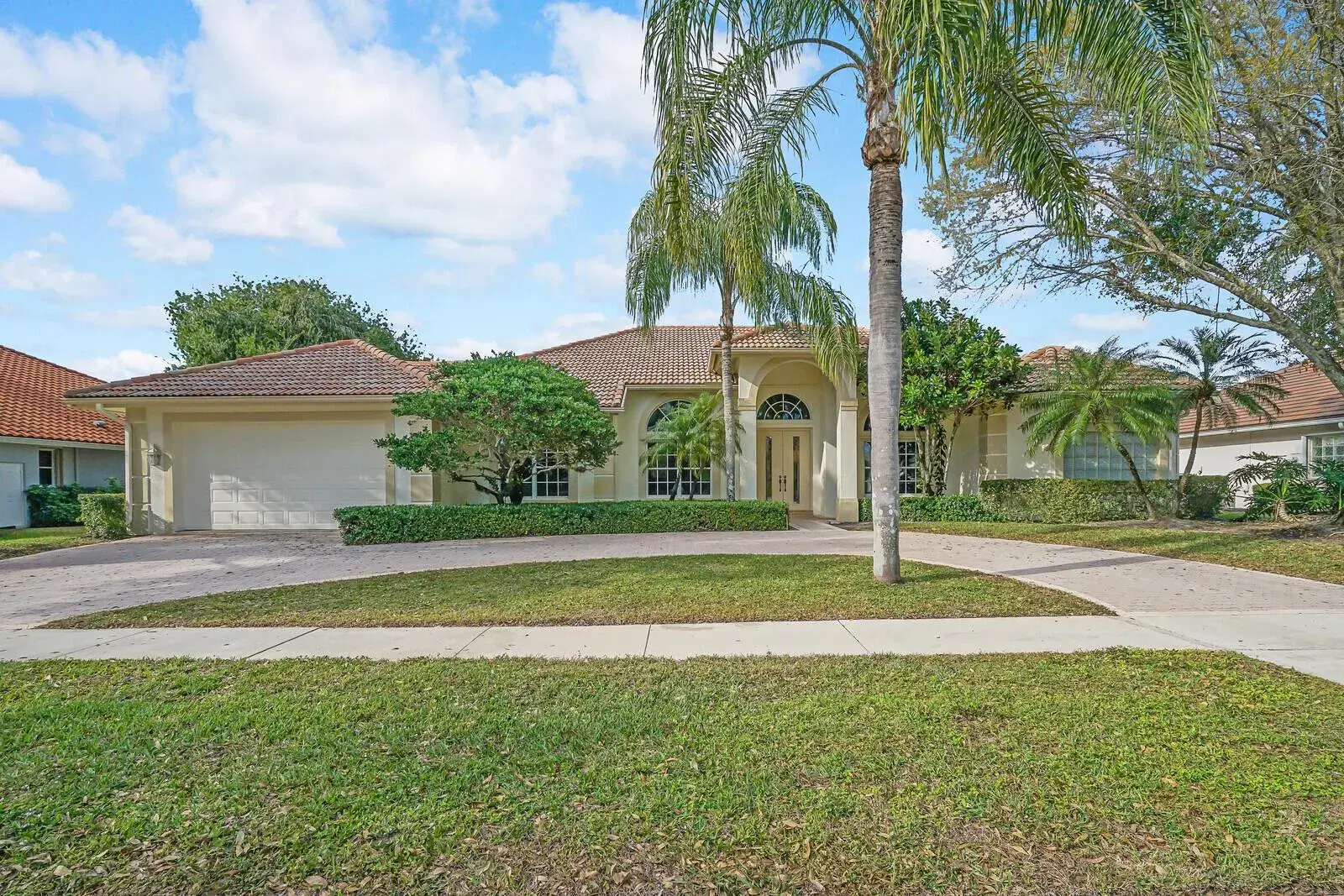 Picture of 1905 S Club Drive, Wellington, FL 33414