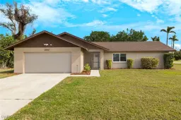 Picture of 20821 Coconut Dr, Estero, FL 33928