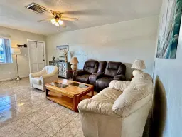 Picture of 2204 Lake Osborne Drive 20, Lake Worth Beach, FL 33461