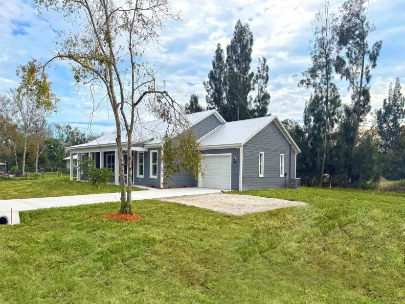 Picture of 133 N Mulberry Street, Fellsmere FL 32948