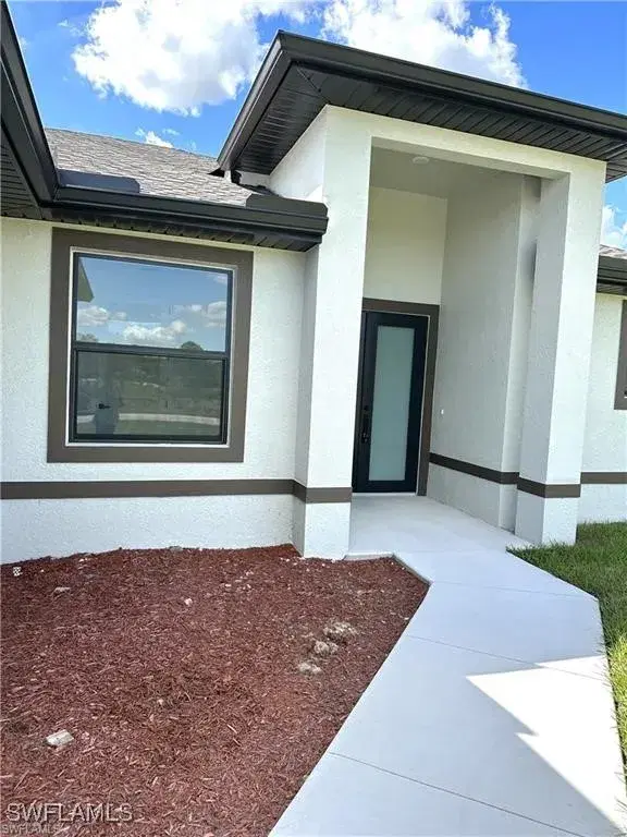 Picture of 841 Colyer St E, Lehigh Acres, FL 33974