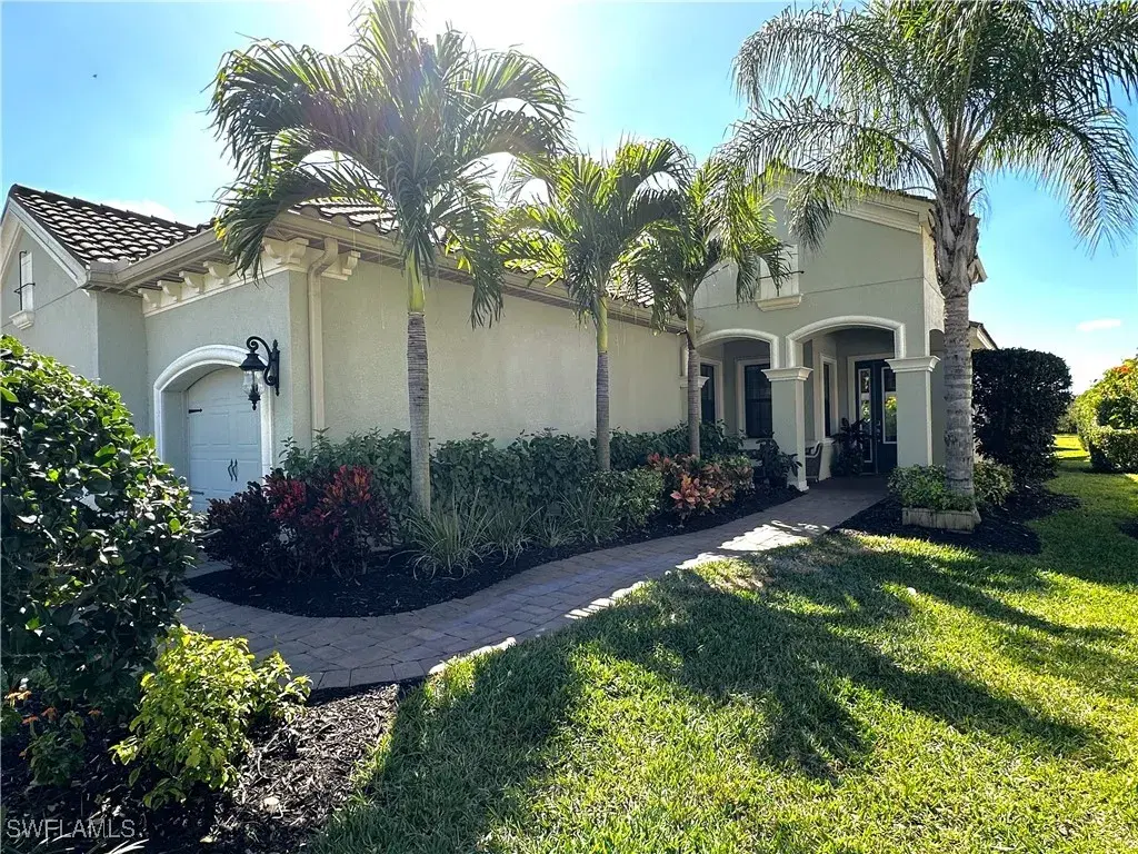 Picture of 8328 Preserve Point Dr, Fort Myers, FL 33912