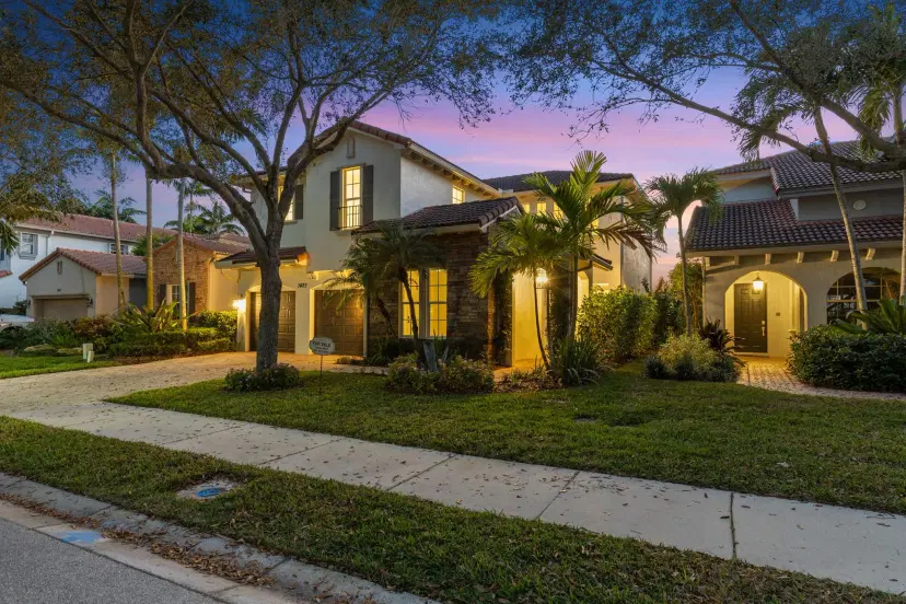 Picture of 1423 E Barlow Court E, Palm Beach Gardens FL 33410