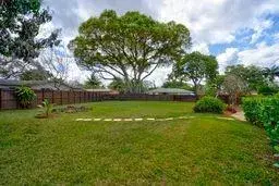 Picture of 310 SW 66Th Ter, Margate, FL 33068