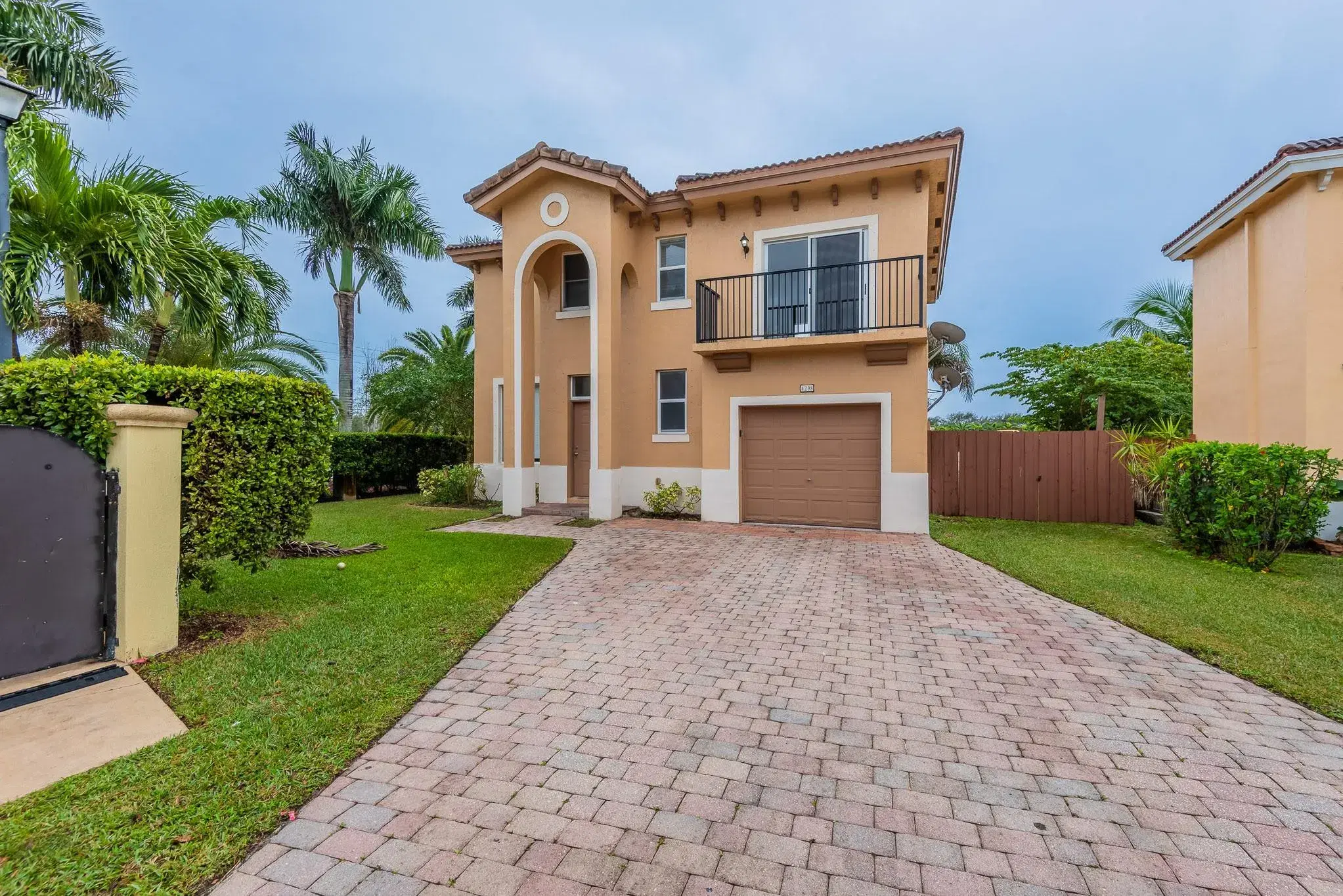 Picture of 4298 NE 16 St, Homestead, FL 33033