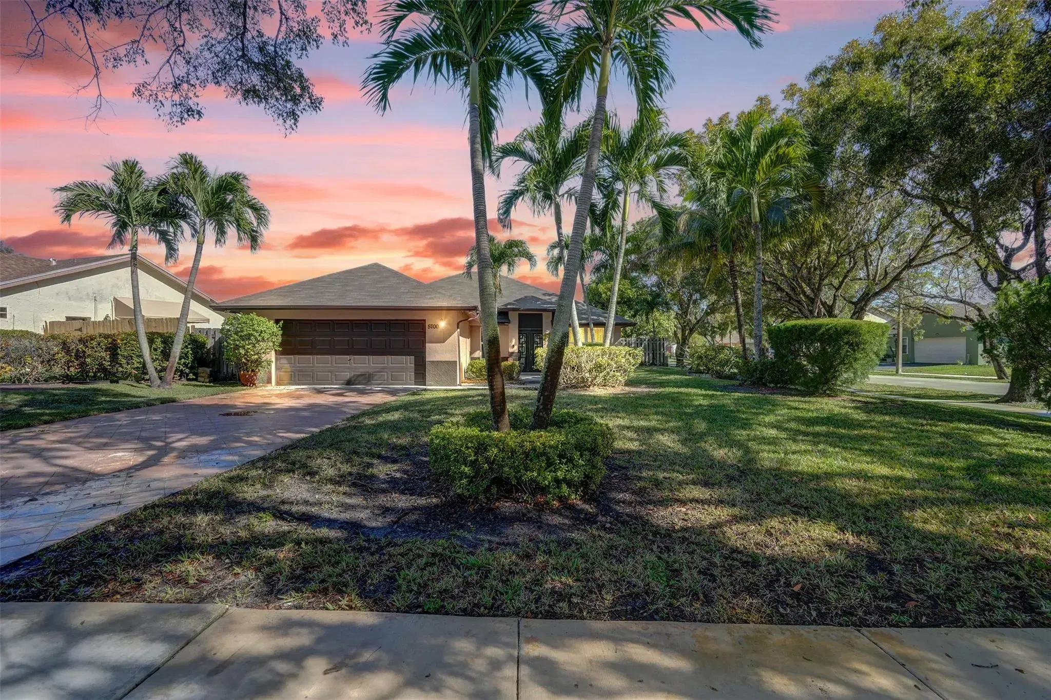 Picture of 5700 NW 54Th Ln, Tamarac, FL 33319