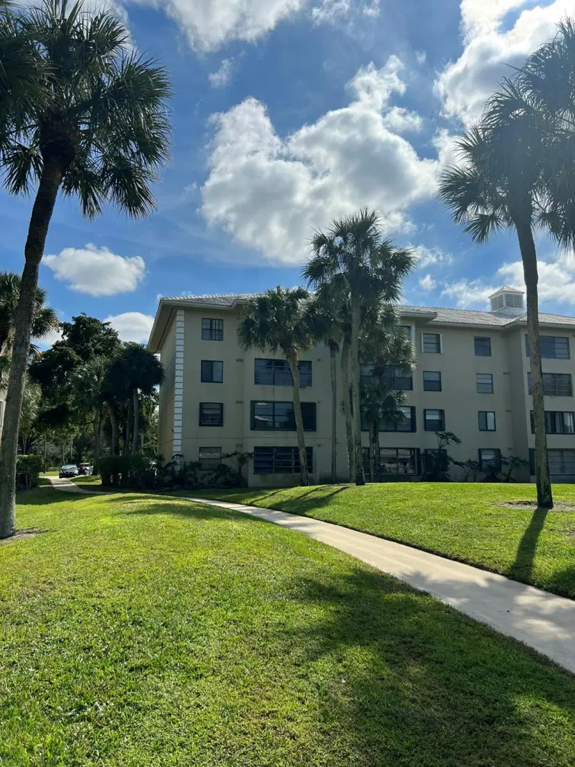 Picture of 3501 Village Boulevard 406, West Palm Beach FL 33409