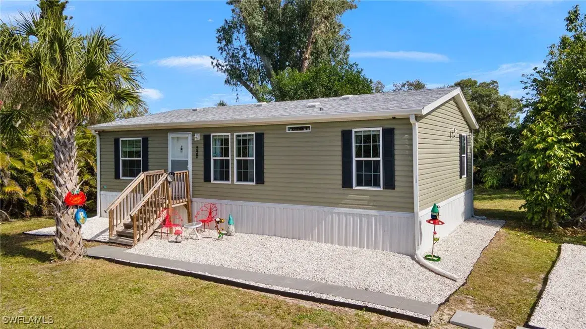 Picture of 522 Tabor St, Punta Gorda, FL 33950