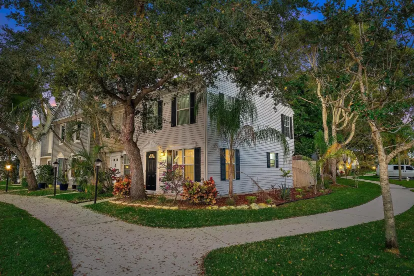 Picture of 301 Georgian Park Drive, Jupiter FL 33458