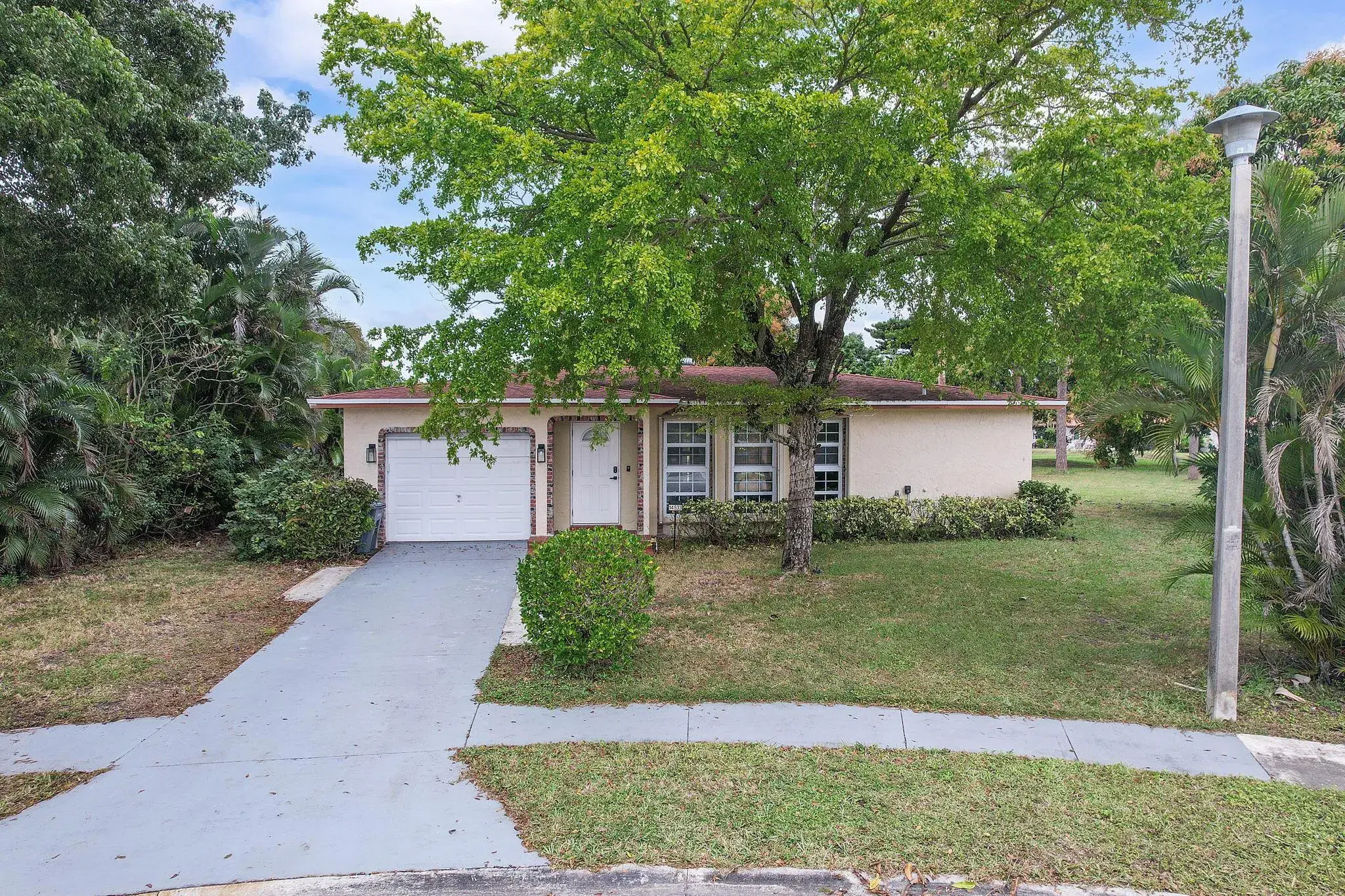 Picture of 14533 Sunny Waters Lane, Delray Beach, FL 33484